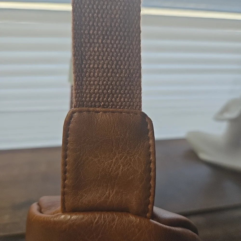Womens‎ Brown Leather Sling Backback New With Tags